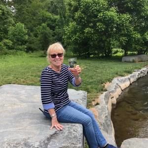 Meet your Posher, Carol